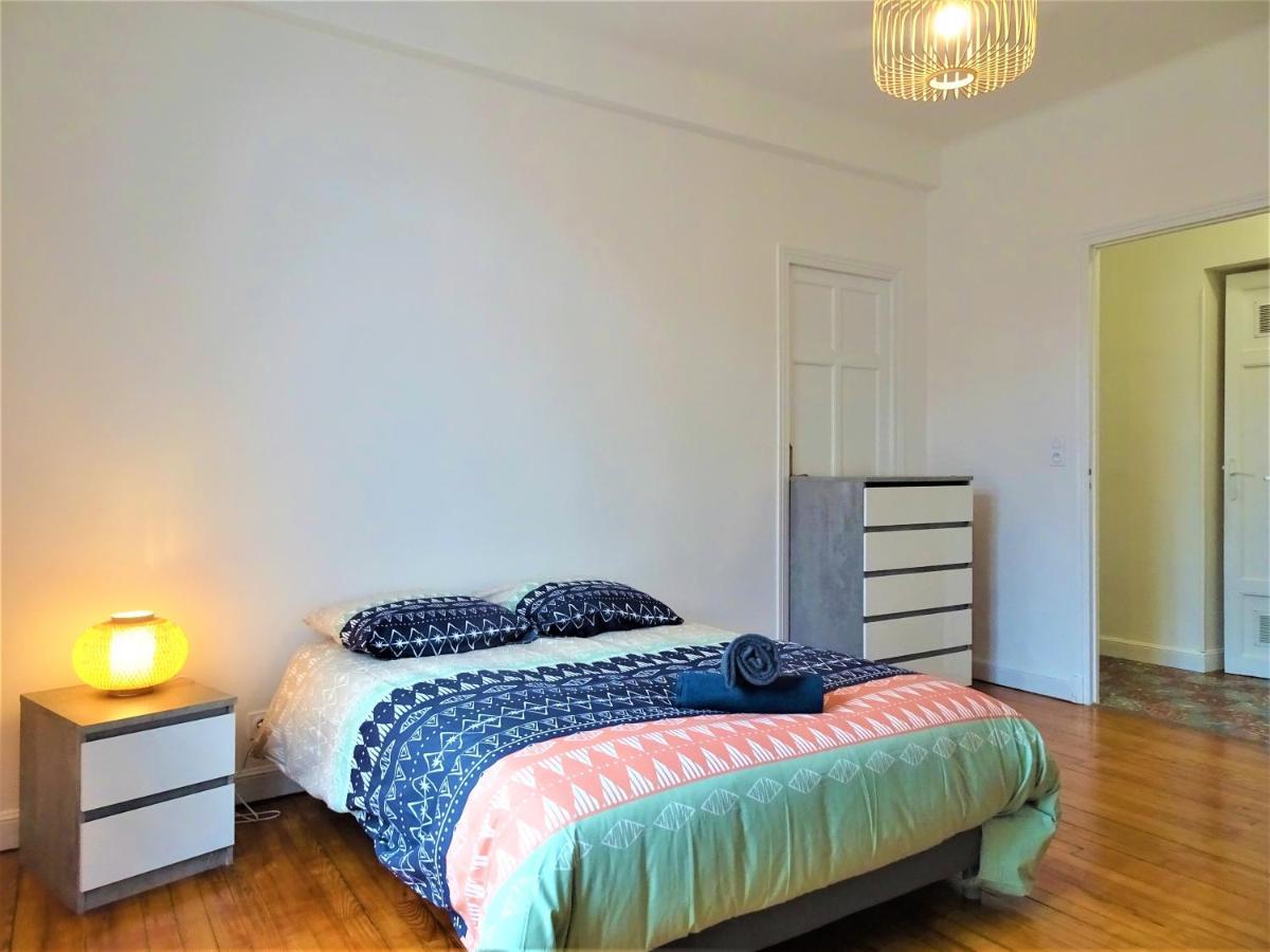 Chambre Privee Et Spacieuse Au Sein D'Un Logement Partage - Central, Quartier Villebourbon - 3 Chambres Doubles - 2 Balcons - Places De Stationnements Gratuites - 5 Min A Pied Gare Et Hypercentre Montauban Exterior foto